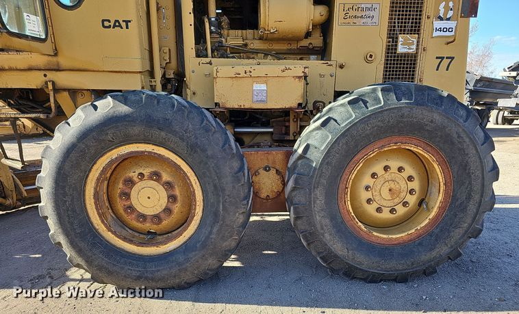 image for item DQ8485 1980 Caterpillar 140G motor grader