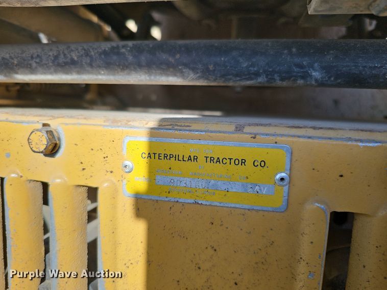 image for item DQ8485 1980 Caterpillar 140G motor grader