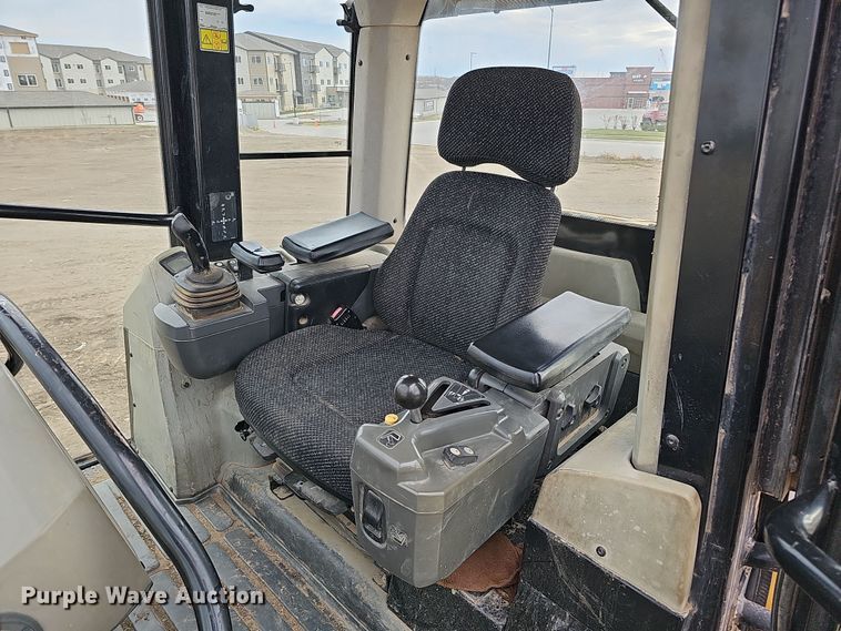 image for item DQ8486 2008 Caterpillar 953D track loader