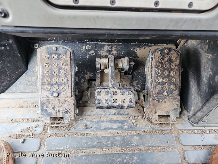 image for item DQ8486 2008 Caterpillar 953D track loader