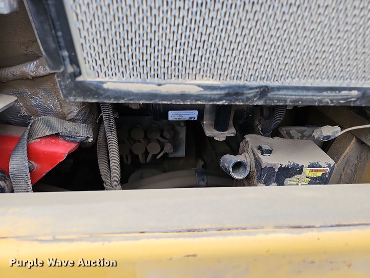 image for item DQ8486 2008 Caterpillar 953D track loader