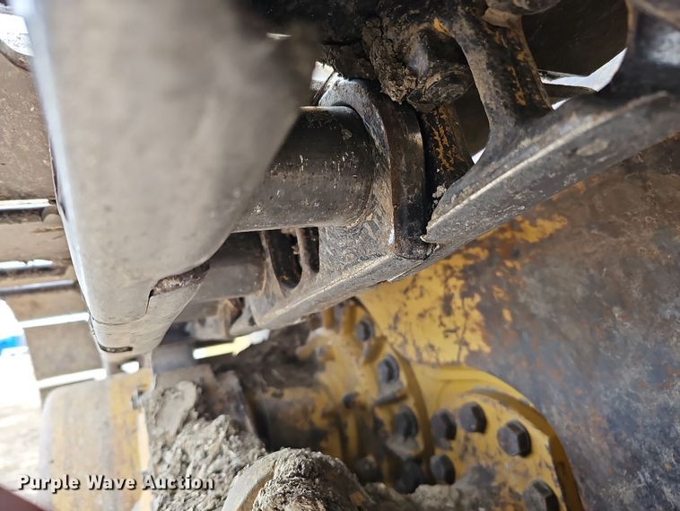 image for item DQ8486 2008 Caterpillar 953D track loader