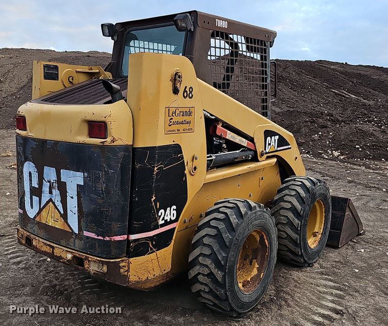 image for item DQ8487 2003 Caterpillar 246 skid steer loader