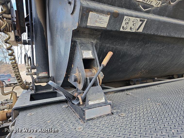 image for item DQ8489 2008 Smithco S3-44-36  side dump trailer