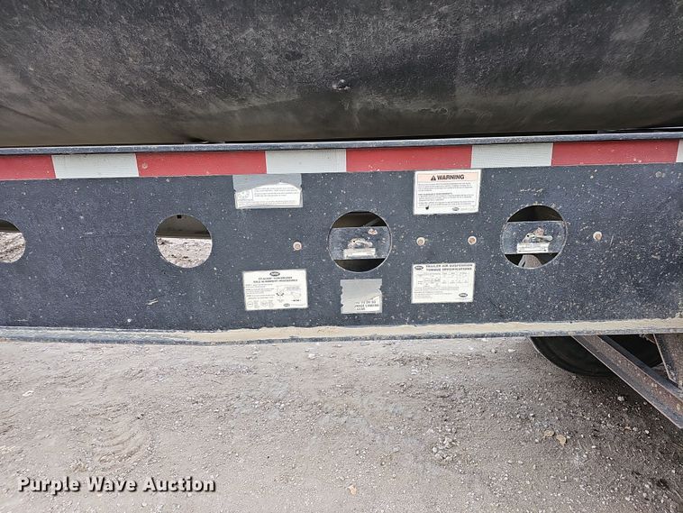 image for item DQ8489 2008 Smithco S3-44-36  side dump trailer