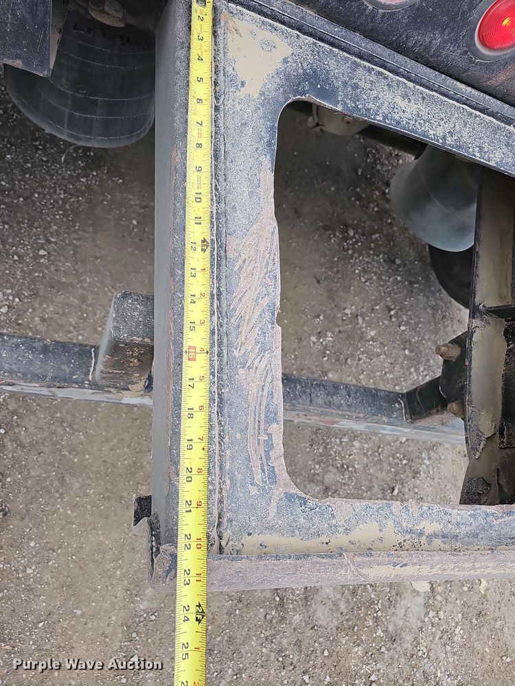 image for item DQ8489 2008 Smithco S3-44-36  side dump trailer