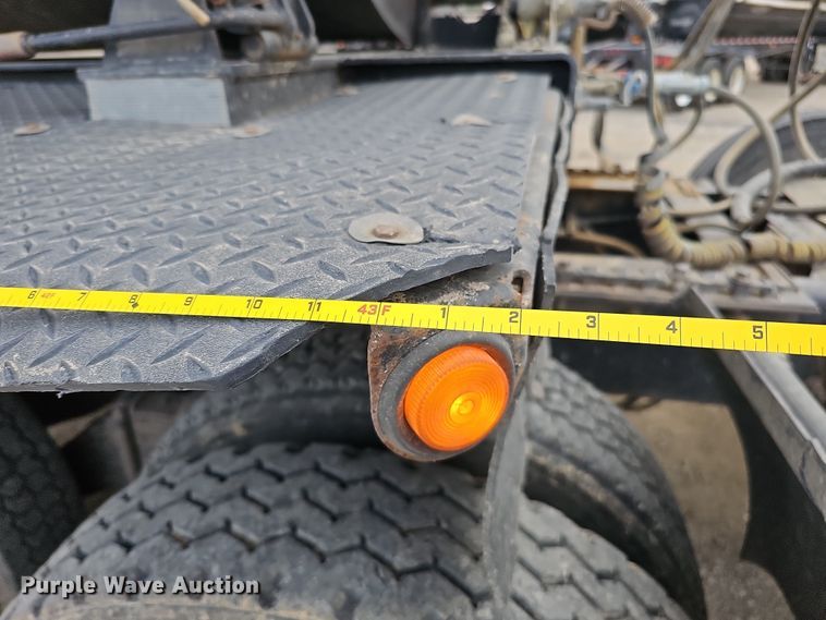 image for item DQ8489 2008 Smithco S3-44-36  side dump trailer