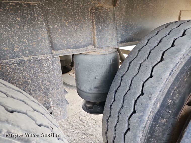 image for item DQ8489 2008 Smithco S3-44-36  side dump trailer