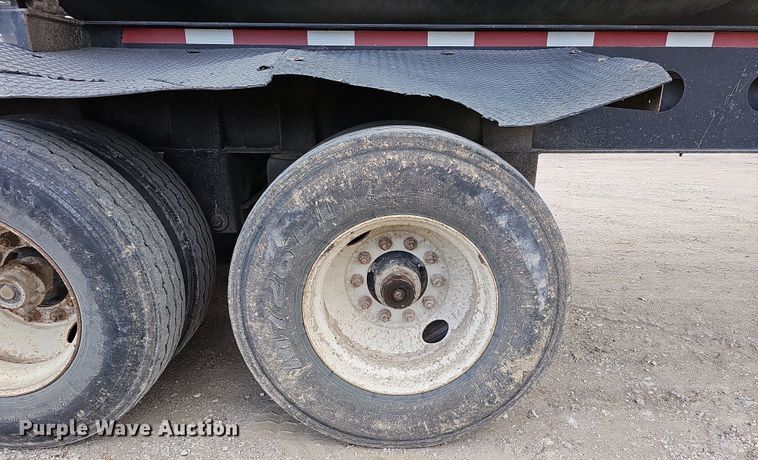 image for item DQ8489 2008 Smithco S3-44-36  side dump trailer