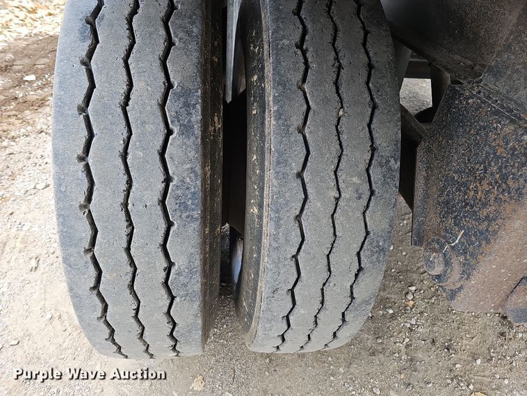 image for item DQ8489 2008 Smithco S3-44-36  side dump trailer