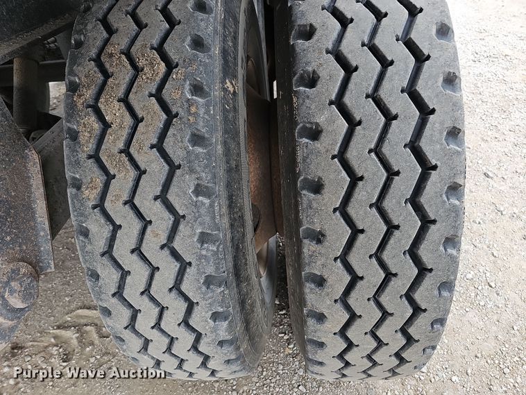 image for item DQ8489 2008 Smithco S3-44-36  side dump trailer