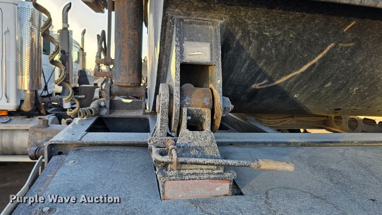 image for item DQ8490 2008 SmithCo S3-44-36 side dump trailer