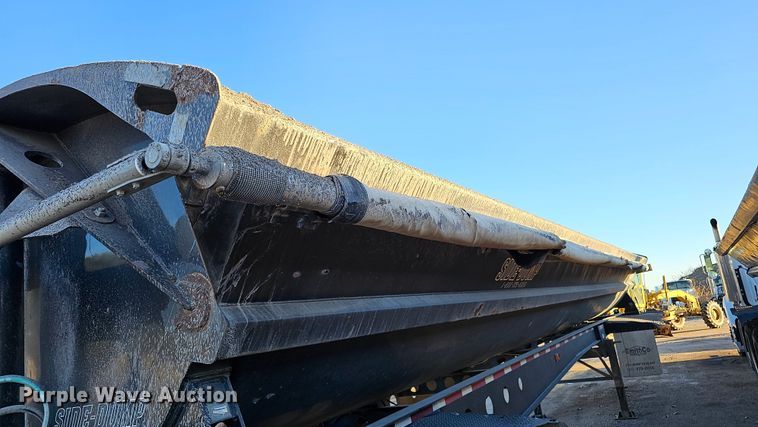 image for item DQ8490 2008 SmithCo S3-44-36 side dump trailer