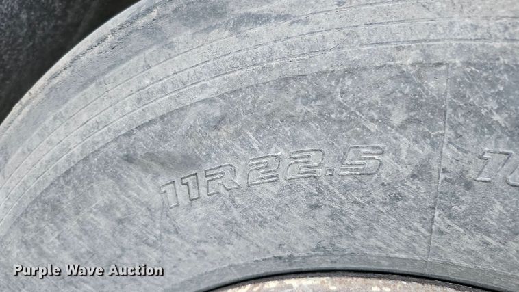 image for item DQ8490 2008 SmithCo S3-44-36 side dump trailer