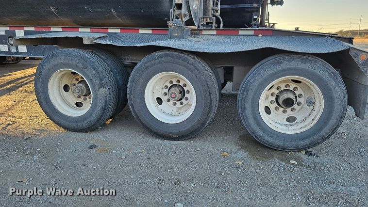 image for item DQ8490 2008 SmithCo S3-44-36 side dump trailer