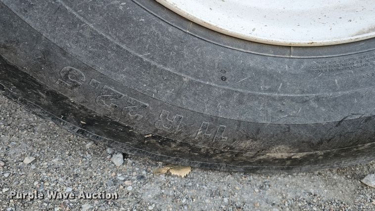 image for item DQ8490 2008 SmithCo S3-44-36 side dump trailer