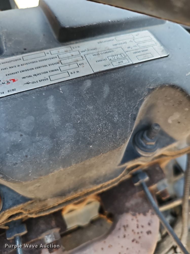 image for item IO9749 2001 Mack CX613 Vision  semi truck