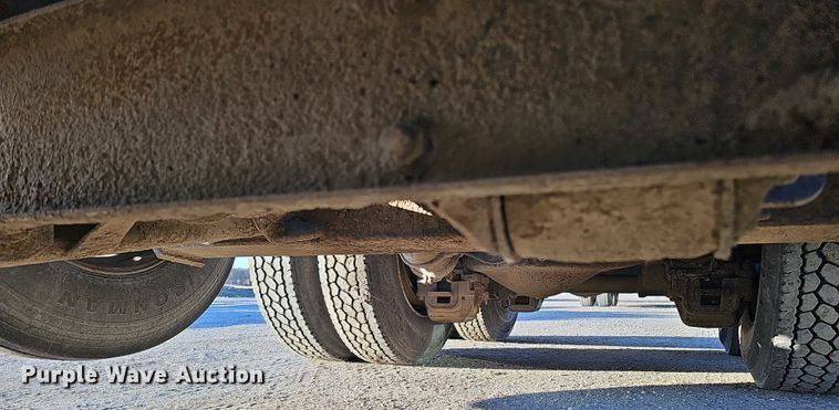 image for item IO9751 2007 Mack CV713 Granite  semi truck