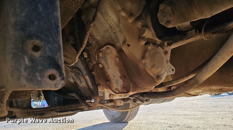 image for item IO9751 2007 Mack CV713 Granite  semi truck