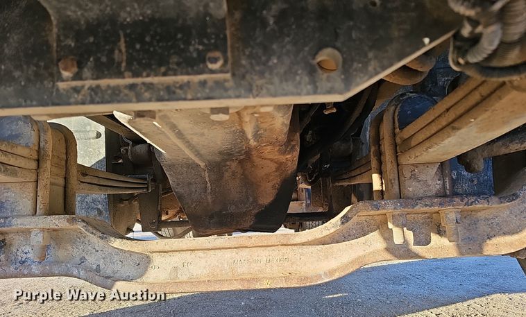 image for item IO9751 2007 Mack CV713 Granite  semi truck