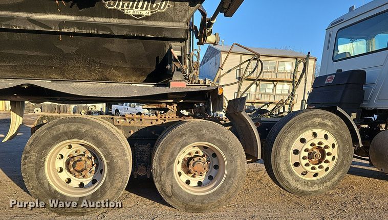 image for item IO9751 2007 Mack CV713 Granite  semi truck