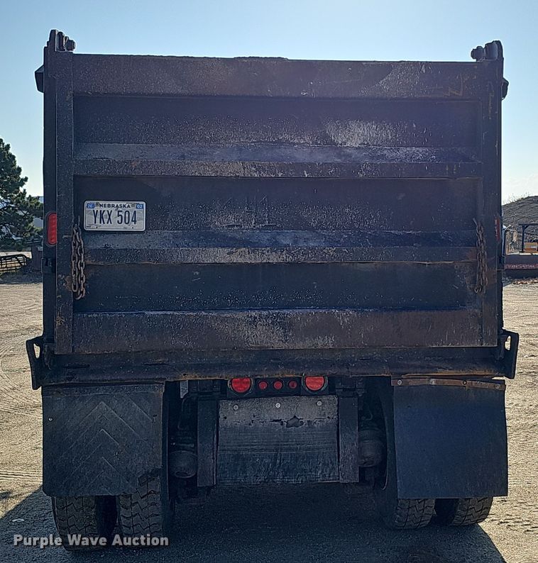 image for item IO9756 1997 Mack RD688S dump truck