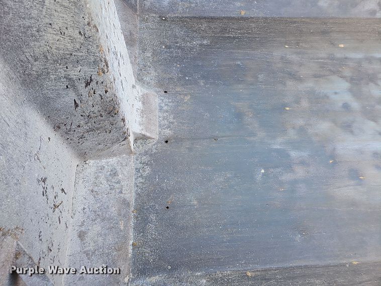 image for item IO9756 1997 Mack RD688S dump truck