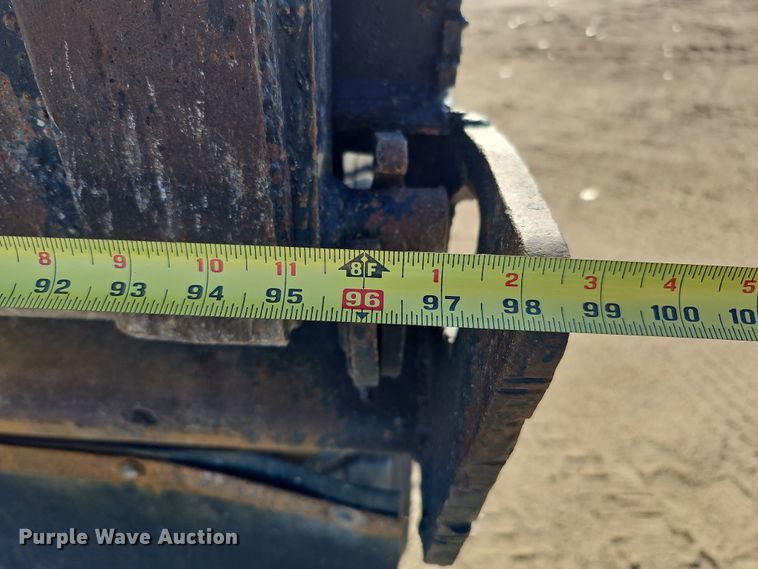 image for item IO9756 1997 Mack RD688S dump truck