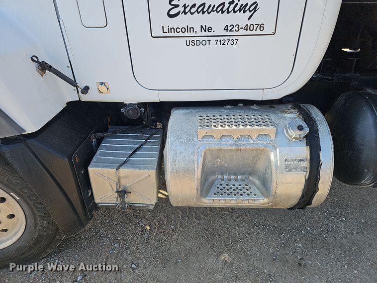 image for item IO9756 1997 Mack RD688S dump truck