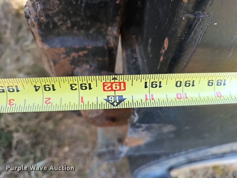 image for item IO9757 1997 Mack RD688S dump truck