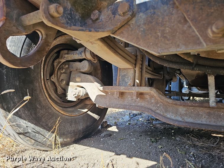 image for item IO9757 1997 Mack RD688S dump truck