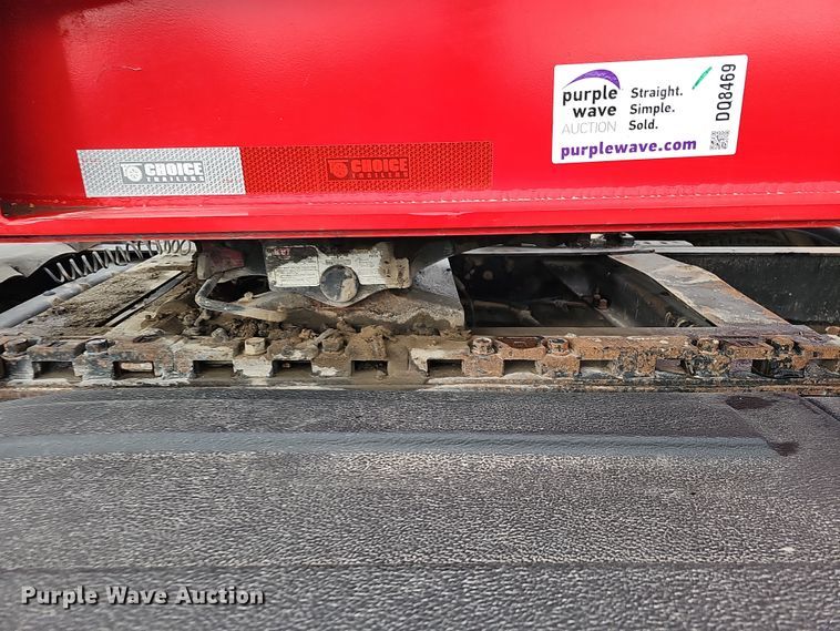 image for item IO9758 2001 Mack CX613 Vision semi truck