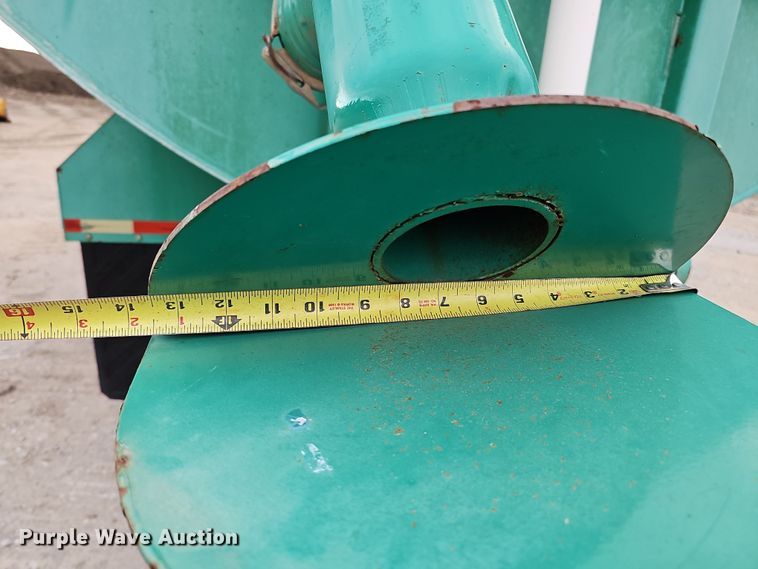 image for item IO9759 1990 Mack RD690S water truck