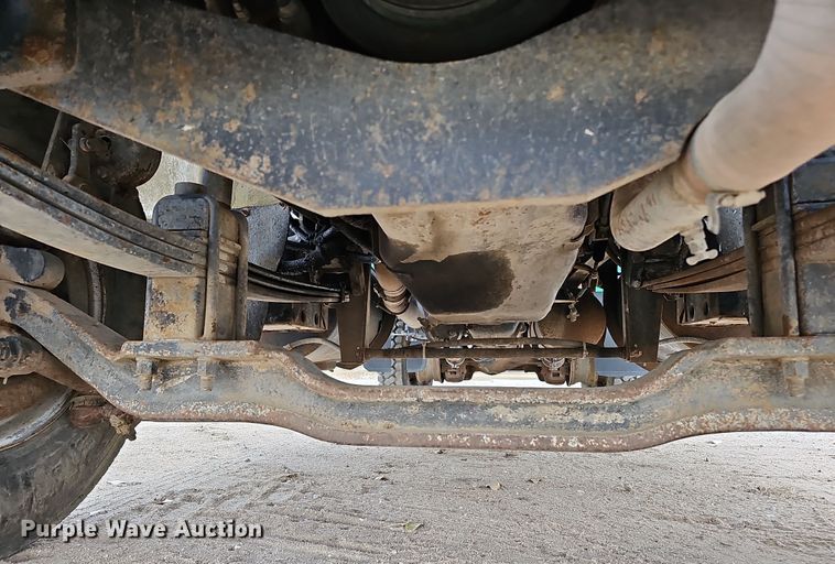 image for item IO9759 1990 Mack RD690S water truck