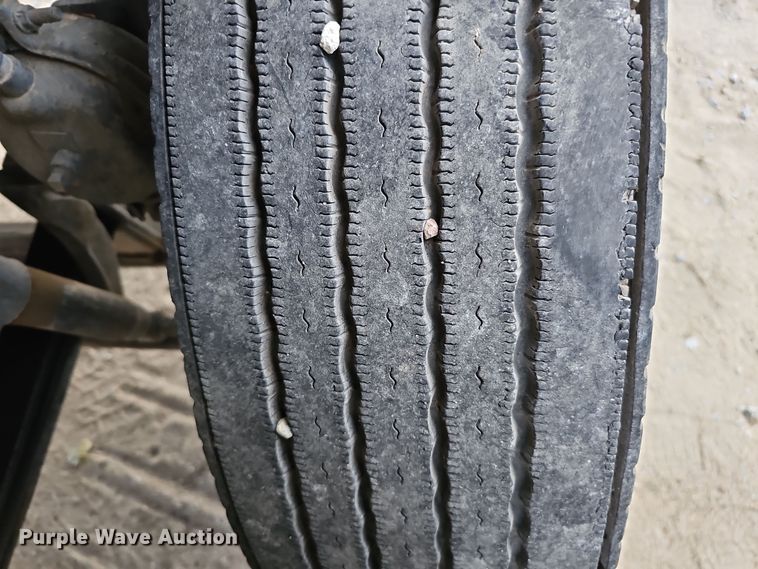 image for item IO9759 1990 Mack RD690S water truck