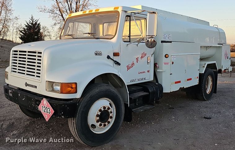image for item IO9762 1996 International 4700 fuel truck