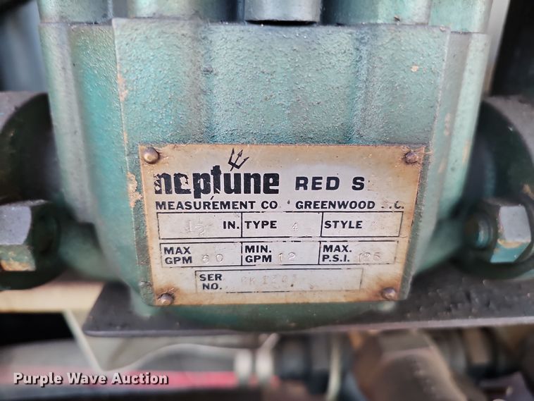 image for item IO9762 1996 International 4700 fuel truck