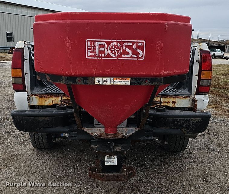 image for item IO9763 2001 Chevrolet Silverado 2500HD pickup truck