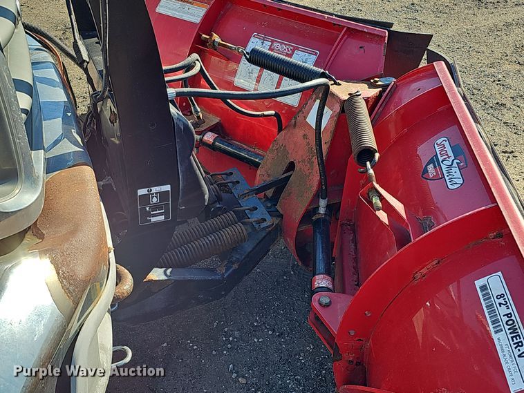 image for item IO9764 2002 Ford F250 Super Duty XL SuperCab pickup truck