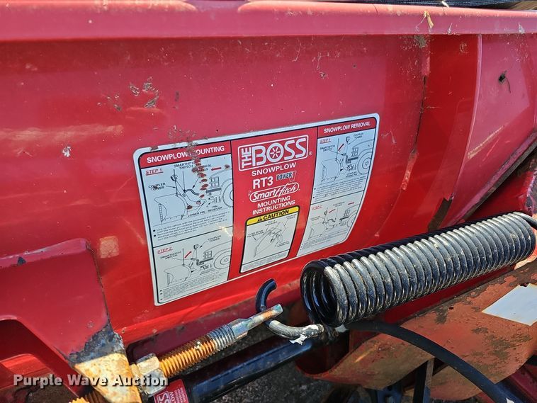 image for item IO9764 2002 Ford F250 Super Duty XL SuperCab pickup truck