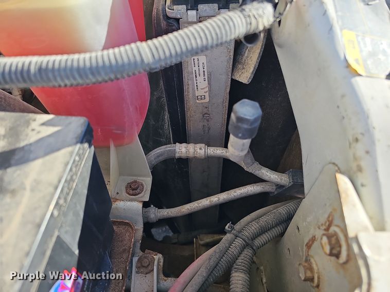 image for item IO9764 2002 Ford F250 Super Duty XL SuperCab pickup truck