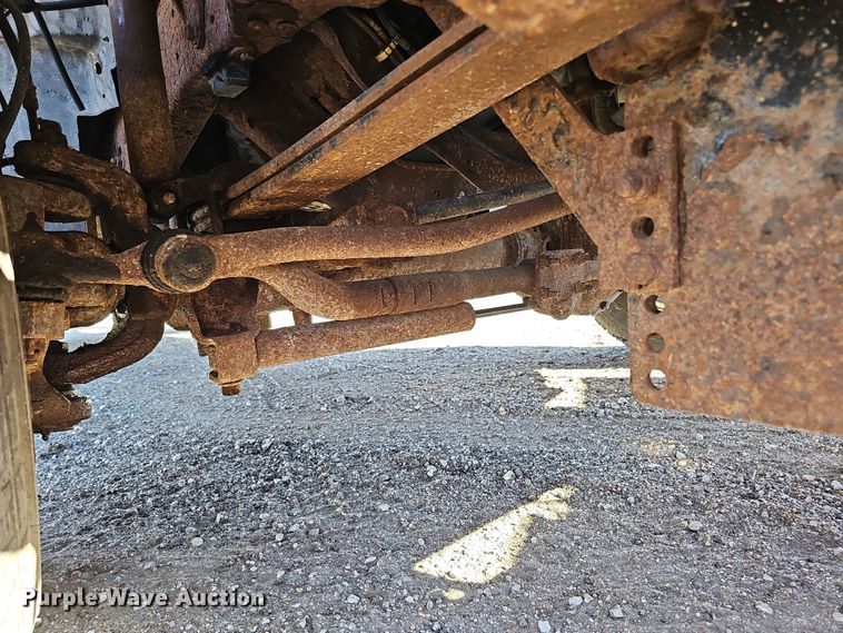 image for item IO9764 2002 Ford F250 Super Duty XL SuperCab pickup truck