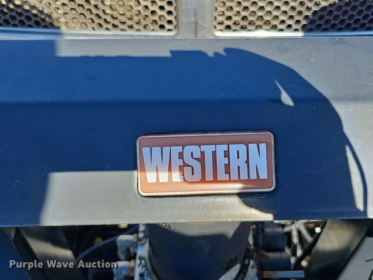 image for item IO9766 1995 Dodge  Ram 2500 flatbed pickup truck