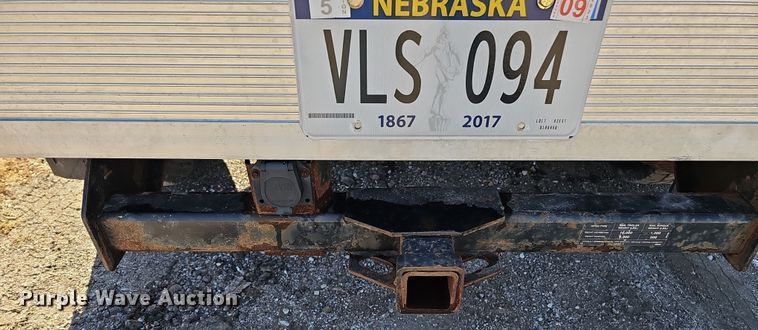 image for item IO9766 1995 Dodge  Ram 2500 flatbed pickup truck