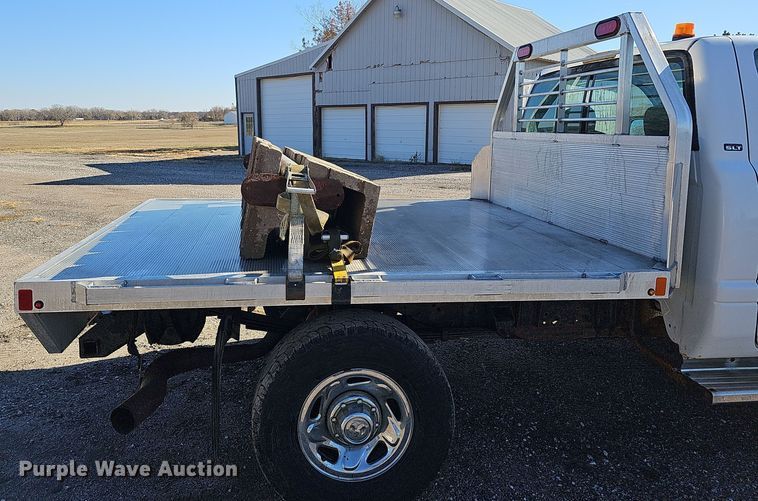 image for item IO9766 1995 Dodge  Ram 2500 flatbed pickup truck