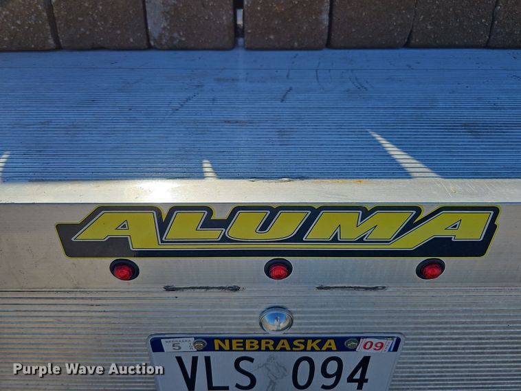 image for item IO9766 1995 Dodge  Ram 2500 flatbed pickup truck