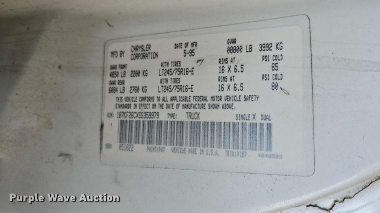 image for item IO9766 1995 Dodge  Ram 2500 flatbed pickup truck