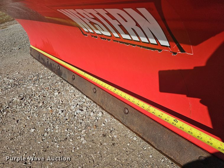 image for item IO9767 1997 Ford F250HD SuperCab pickup truck