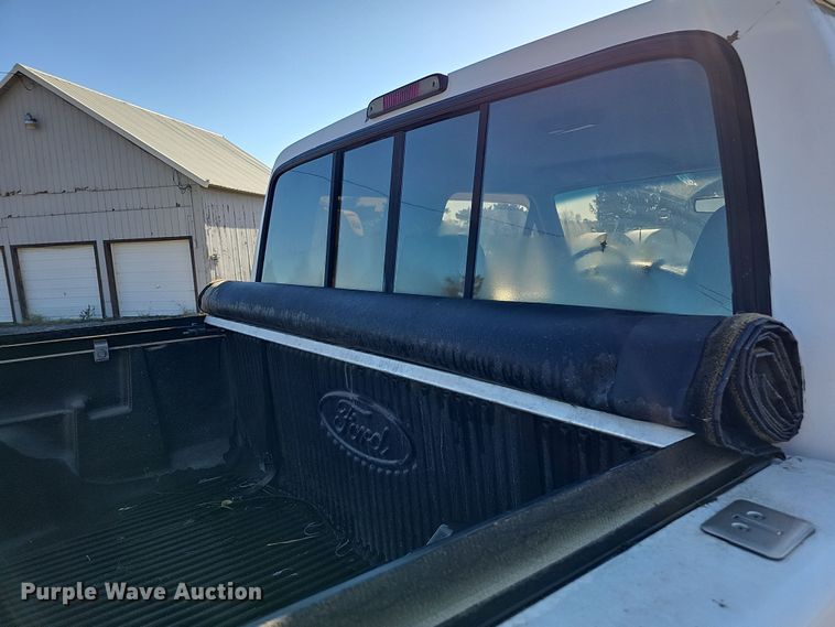 image for item IO9767 1997 Ford F250HD SuperCab pickup truck