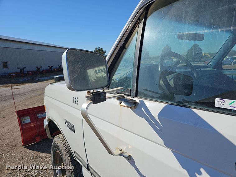 image for item IO9767 1997 Ford F250HD SuperCab pickup truck